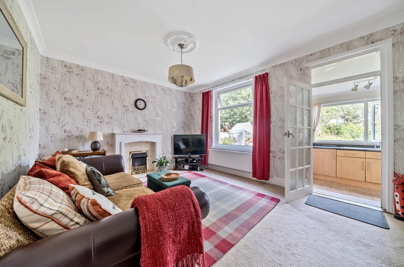 Bassett Terrace, Llanelli, SA15 4DY